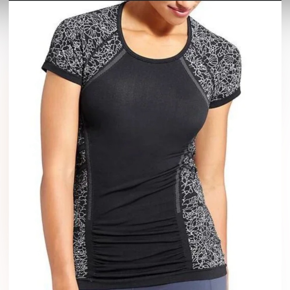 Athleta Fastest Track T-shirt Black White Sketch Floral Ruched Athleisure Sz S